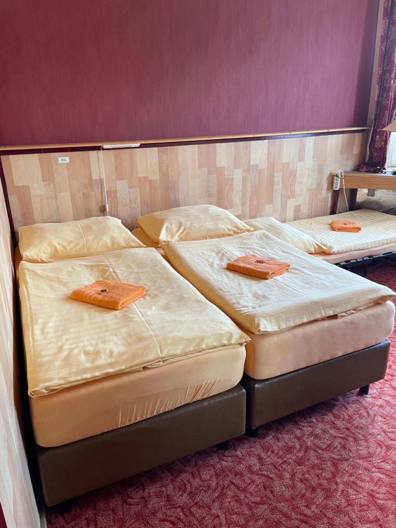 Hotel U Branky สชีโบร ภายนอก รูปภาพ