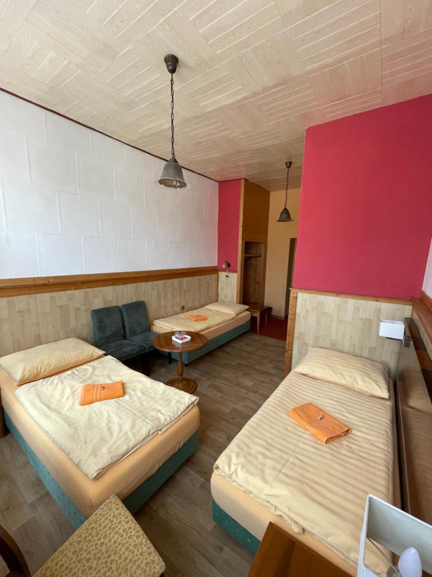 Hotel U Branky สชีโบร ภายนอก รูปภาพ