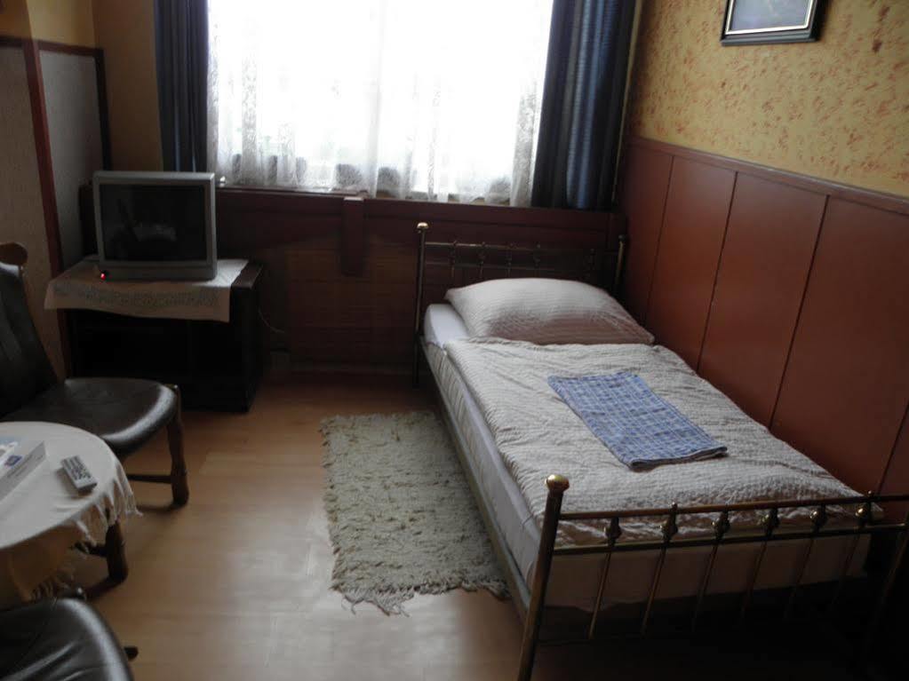 Hotel U Branky สชีโบร ภายนอก รูปภาพ